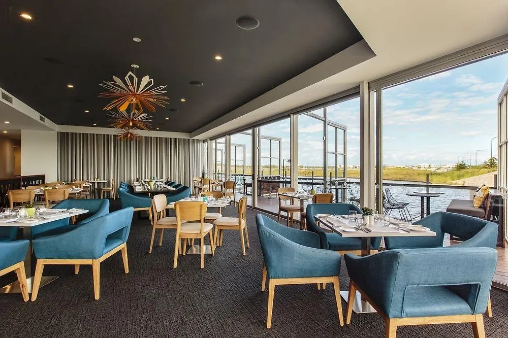 Hotel Mercure Sunshine Coast Kawana Waters