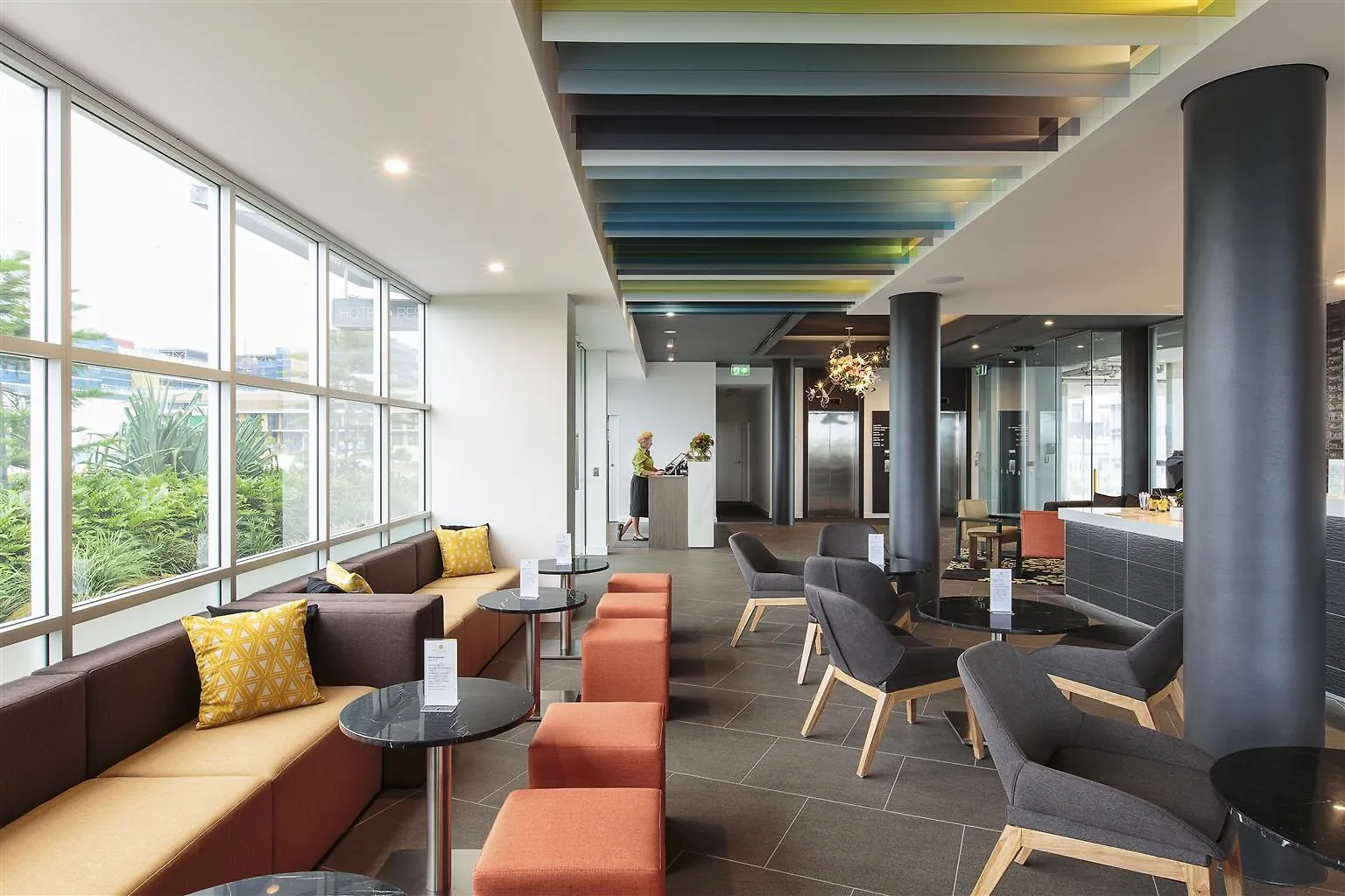 Mercure Sunshine Coast Kawana Waters Hotel